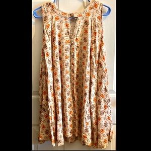 Umgee sleeveless flowy tunic
